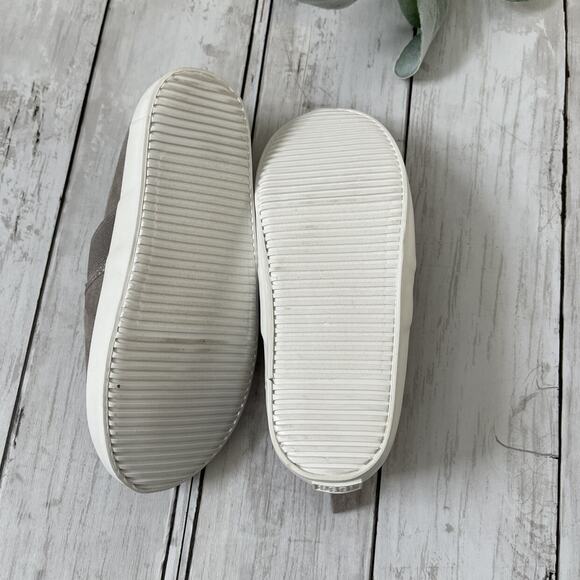 Old navy Grey Slip On Shoes - Picture 3 of 5